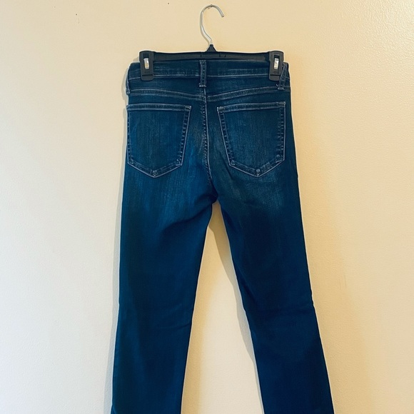 Women’s Gap Denim Dark Wash Jeans - Picture 4 of 5